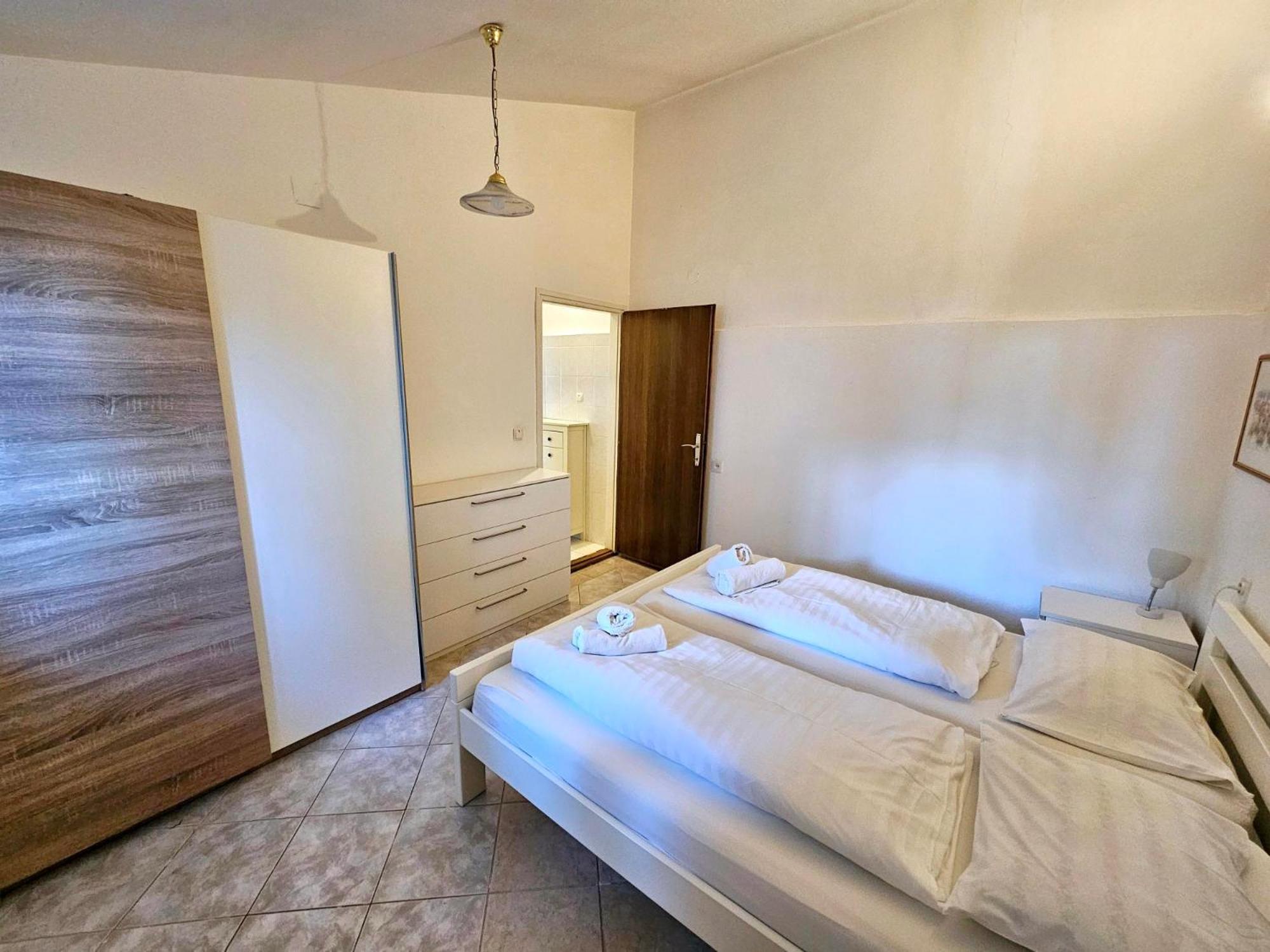 Studio Apartment Пировац Экстерьер фото